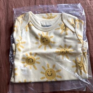 NWT Old Navy Sunshine Onesie, 6-12M